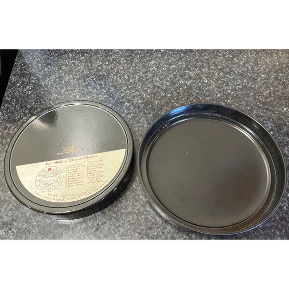 Vintage Princess Marcella Borghese Eye Shadow Mist 20 Shades in Original Box - Picture 5 of 10